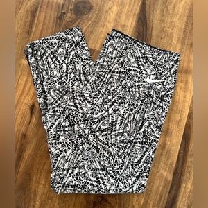 Women’s Nike Legging